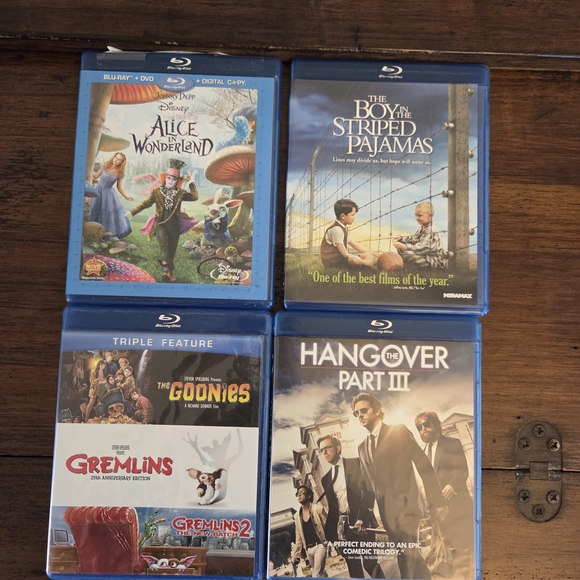 Blu-ray Movie Collection - Picture 1 of 9